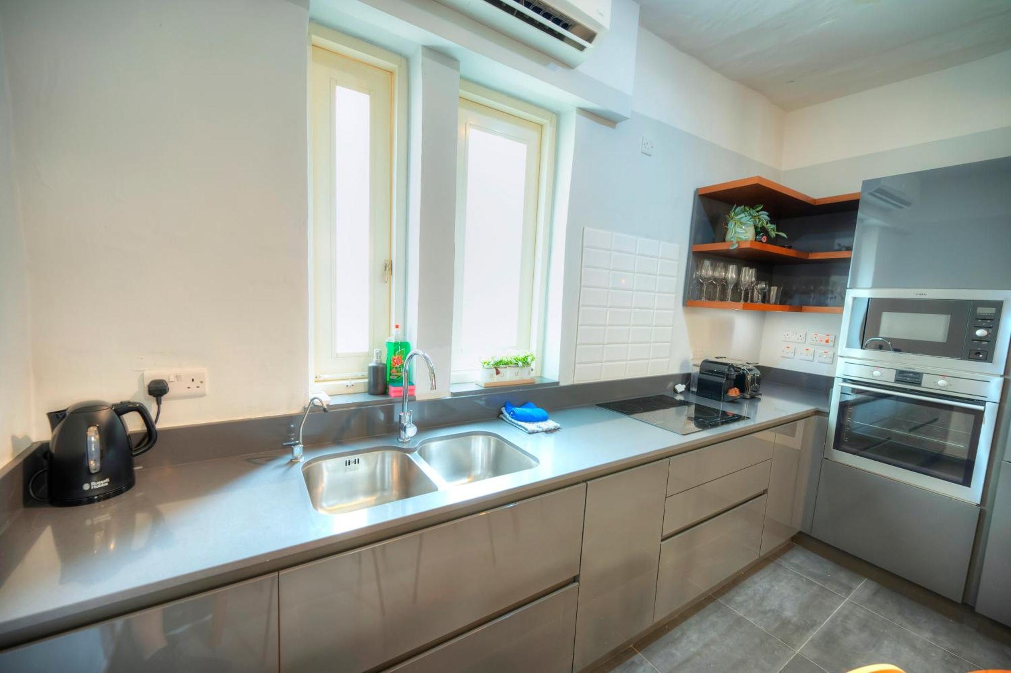 Traditional Townhouse, Terrace Near Valletta Weng1-1 * Il-Furjana